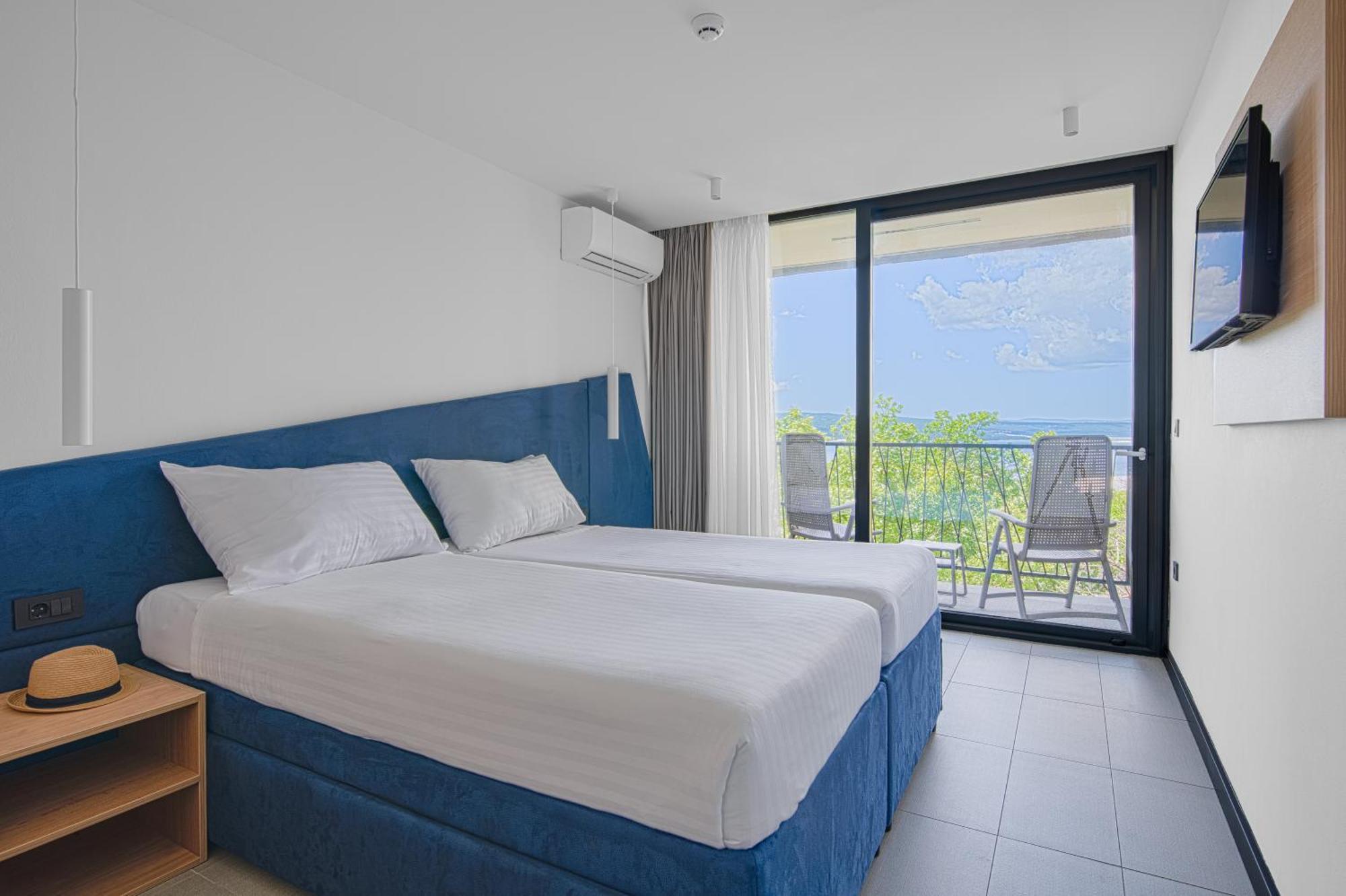 Holiday Resort Ad Turres Crikvenica Bagian luar foto